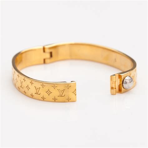 louis vuitton nanogram cuff